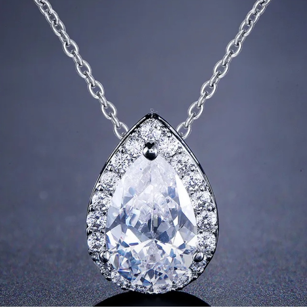 3Carats Moissanite Water Drop Pendant Necklace D Color VVS1 925 Sterling Silver